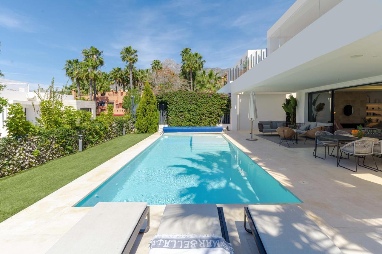 Luxury Golden Mile - 5 Bed & Open Sea View Apartment